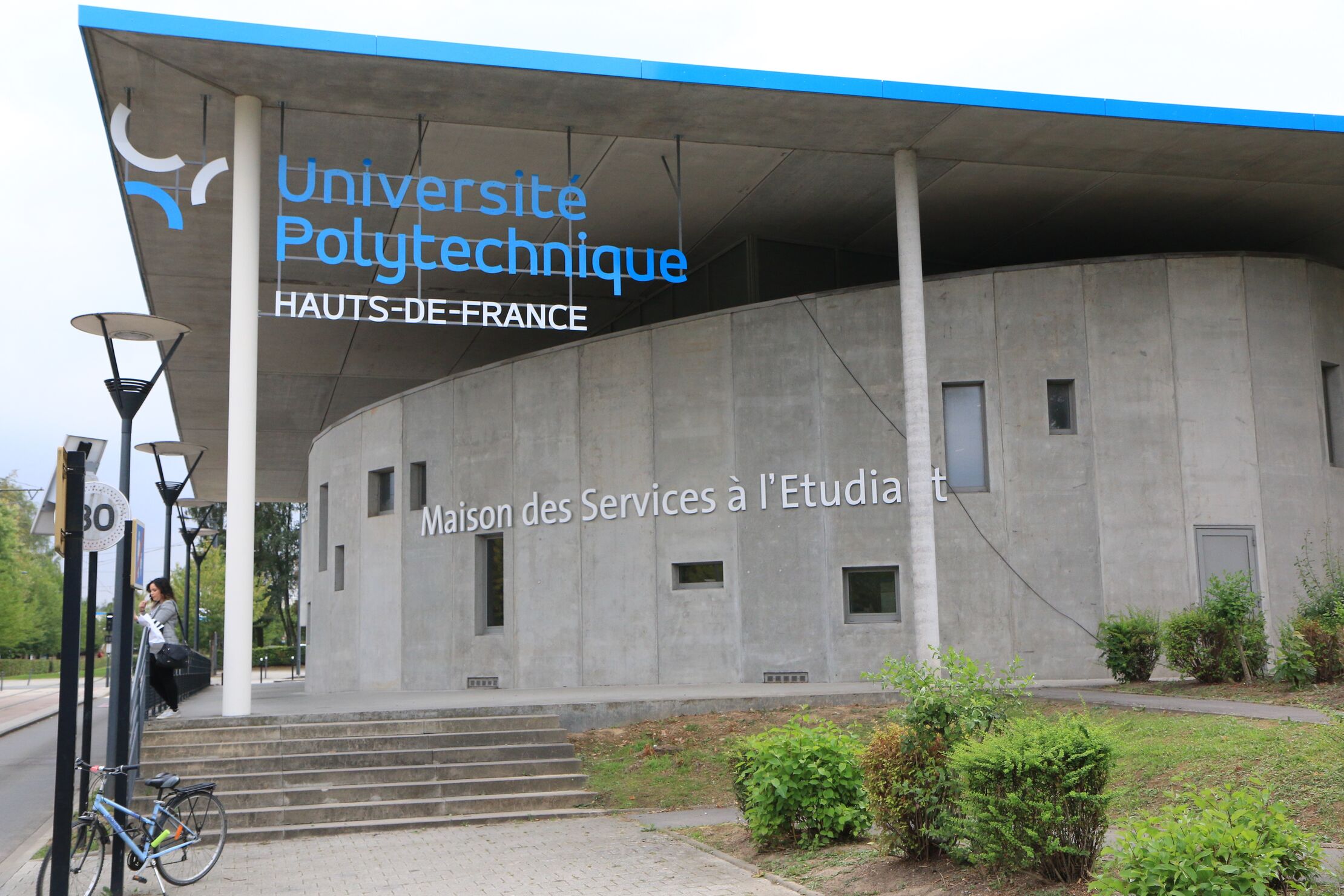 Page De Garde De L'université De Valenciennes